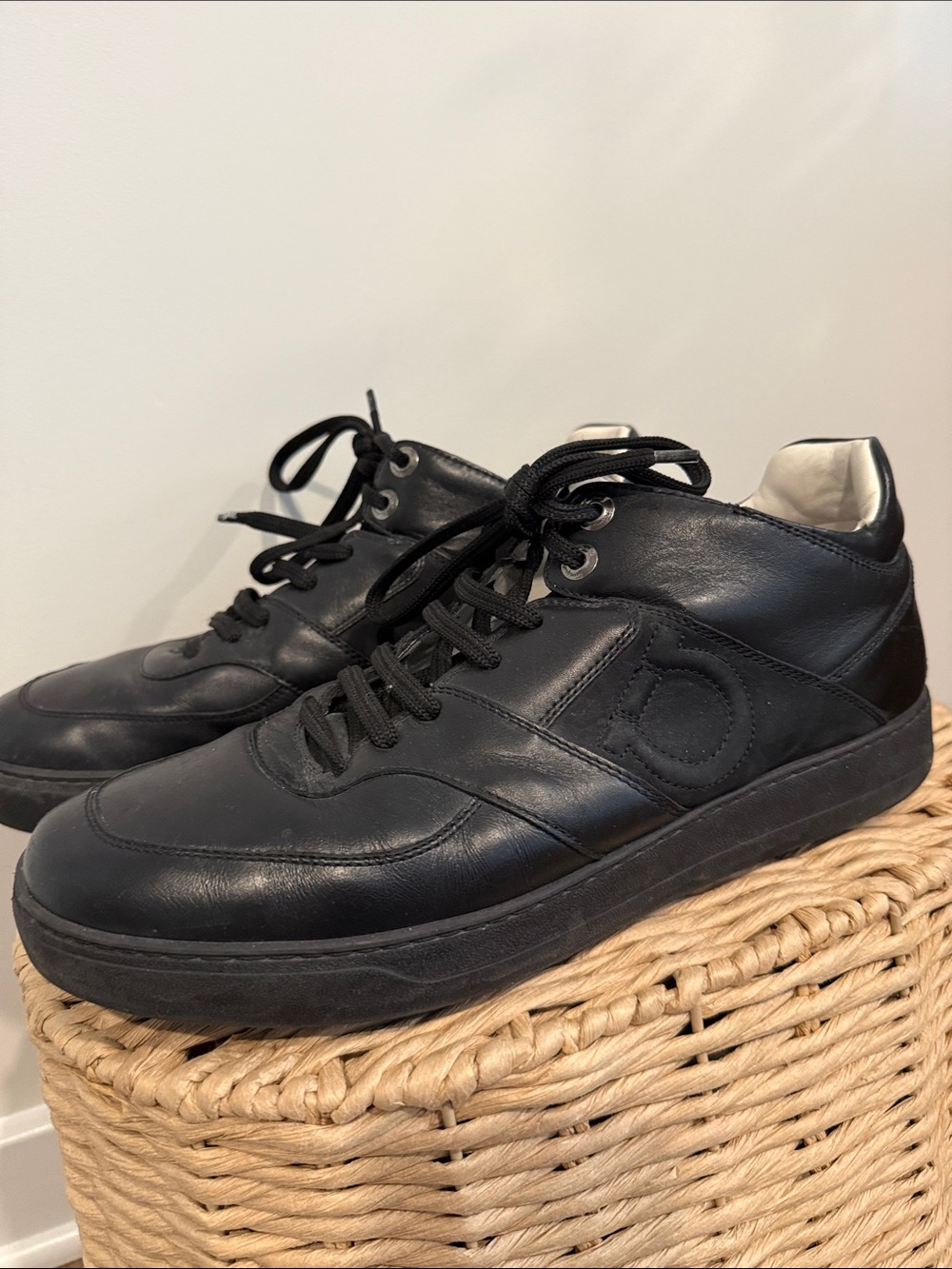 Salvatore Ferragamo Black Leather Men's Low-Top Sneakers